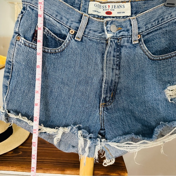 REAL DENIM GUESS HIGHWAISTED SHORTS!! - Picture 5 of 11